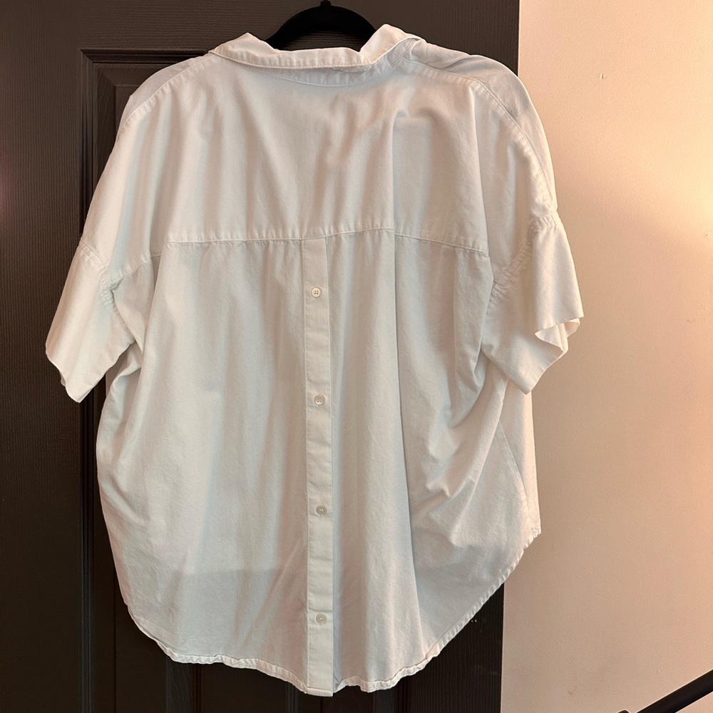 Madewell Courier Button-Back shirt large